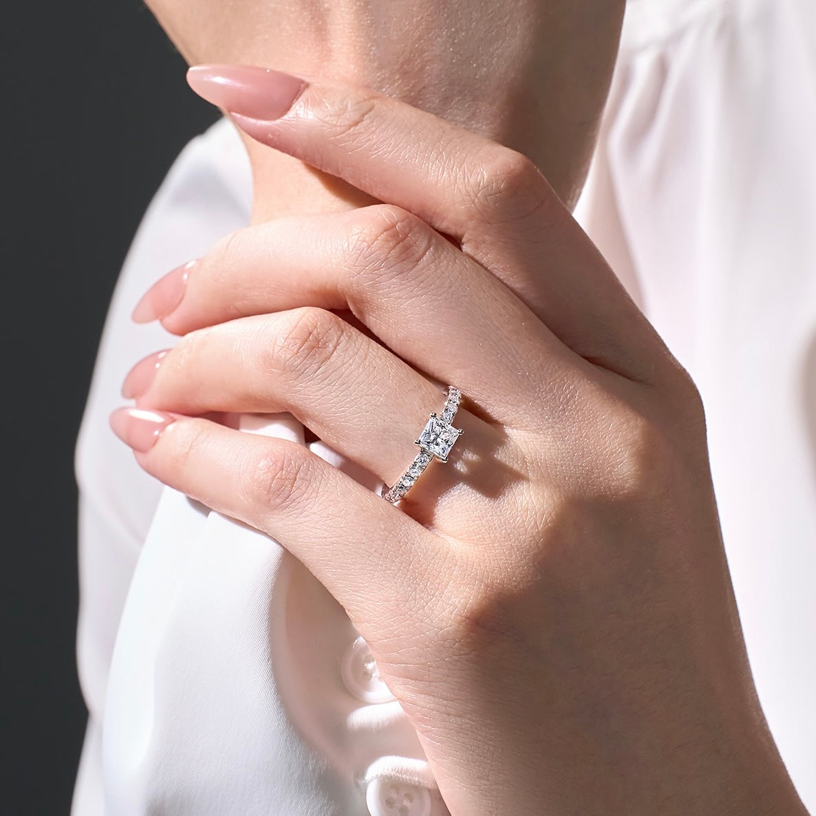 Axis Centerpoint Ring